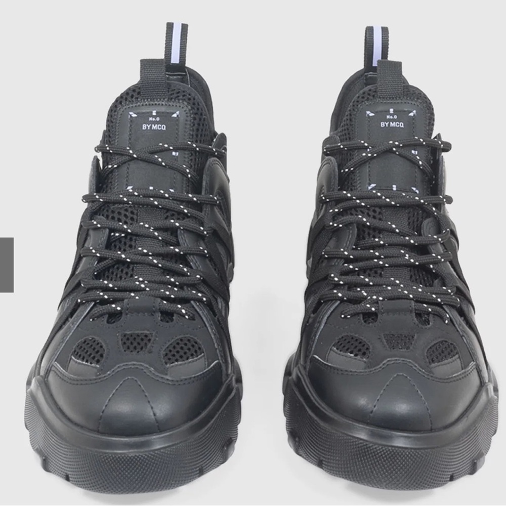 MCQ “ORBYT” BLACK DESCENDER 2.0 SNEAKERS
